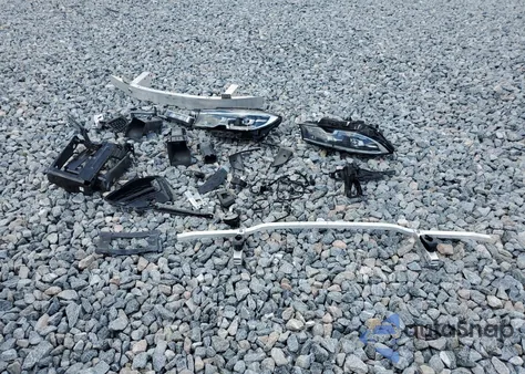 2021 BMW 330I из США, поврежденный, VIN 3MW5R1J03M8B86173